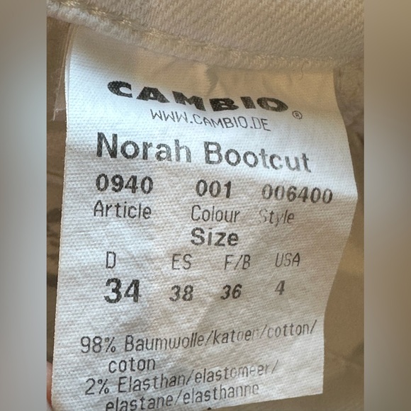 Cambio Women's Noah Bootcut White Jeans - Picture 3 of 7